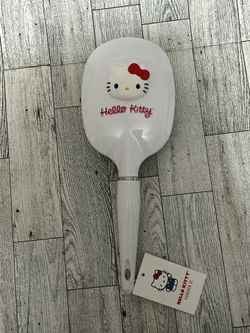 Hello Kitty hairbrush 