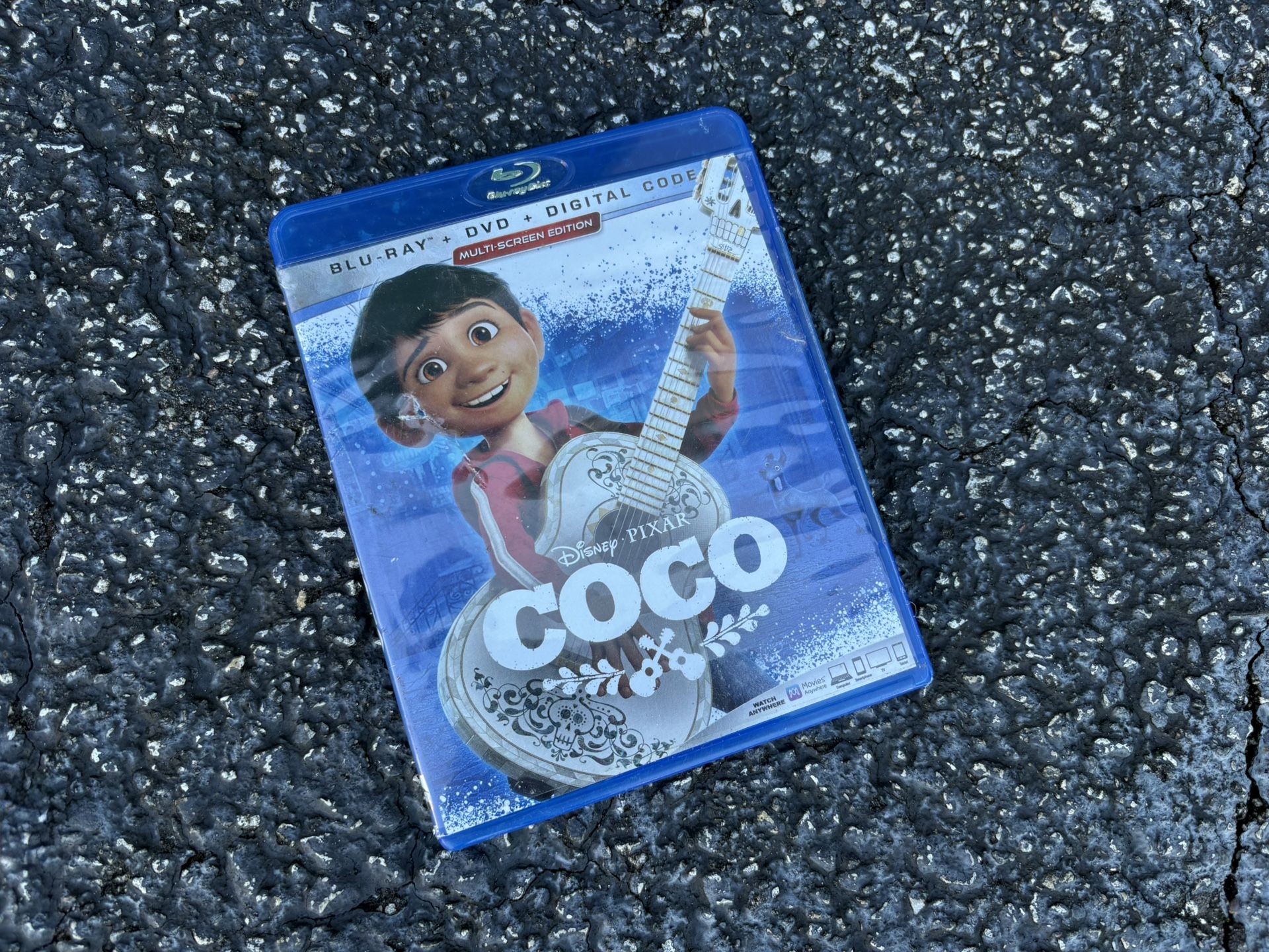 $10 for (1) CoCo Disney Movie Blu Ray Disc DVD | Disney Movies
