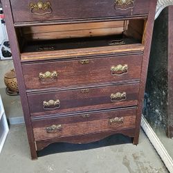 Vintage 5 Drawer Dresser