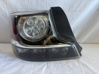 2014-2016 Scion tC Rear Left Driver Tail Light Lamp OEM 81(contact info removed)0 Used