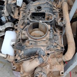 Chevy Vortec Fuel Injection Manifold Complete