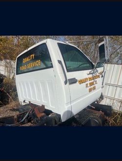 1998 Chevy C6500 For Parts (prices in description)