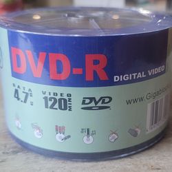 Gigablock 50pcs DVD-R,  4.7GB, 120mn