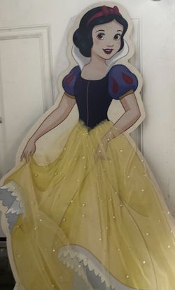 Snow White Birthday Decoration Cardboard Cutout 