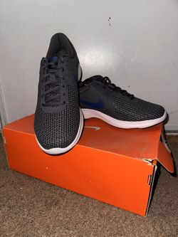 Nike revolution 4