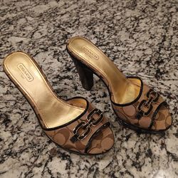 👠  Coach Heels Size 7