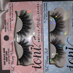 Beautiful Lashes ! 2 Pairs 