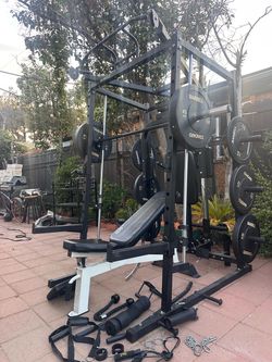 MIKOLO OLYMPIC SMITH MACHINE WITH OLYMPIC WEIGHTS