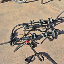 Yakima
HangOut 3 Trunk Bike Rack