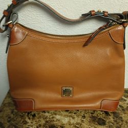 New Dooney & Bourke Leather Purse