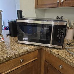 Counter Top Microwave For Sale