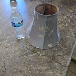 Lamp shade