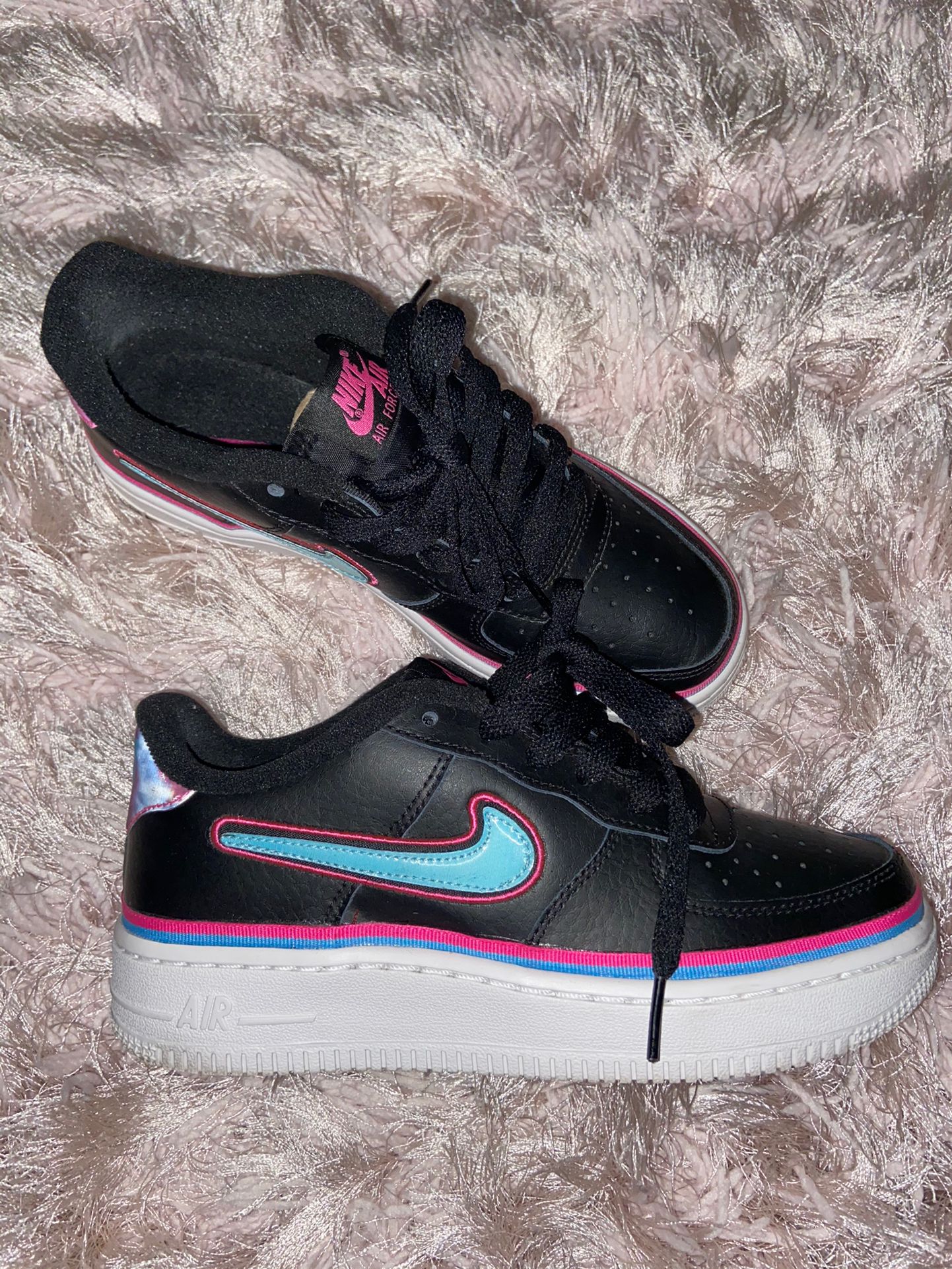 Nike Air Force 1 Low LV8 Miami Vice (GS)