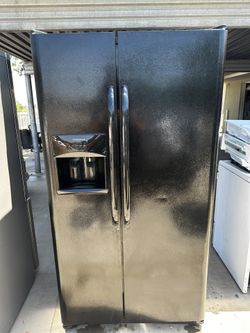 Frigidare Fridge