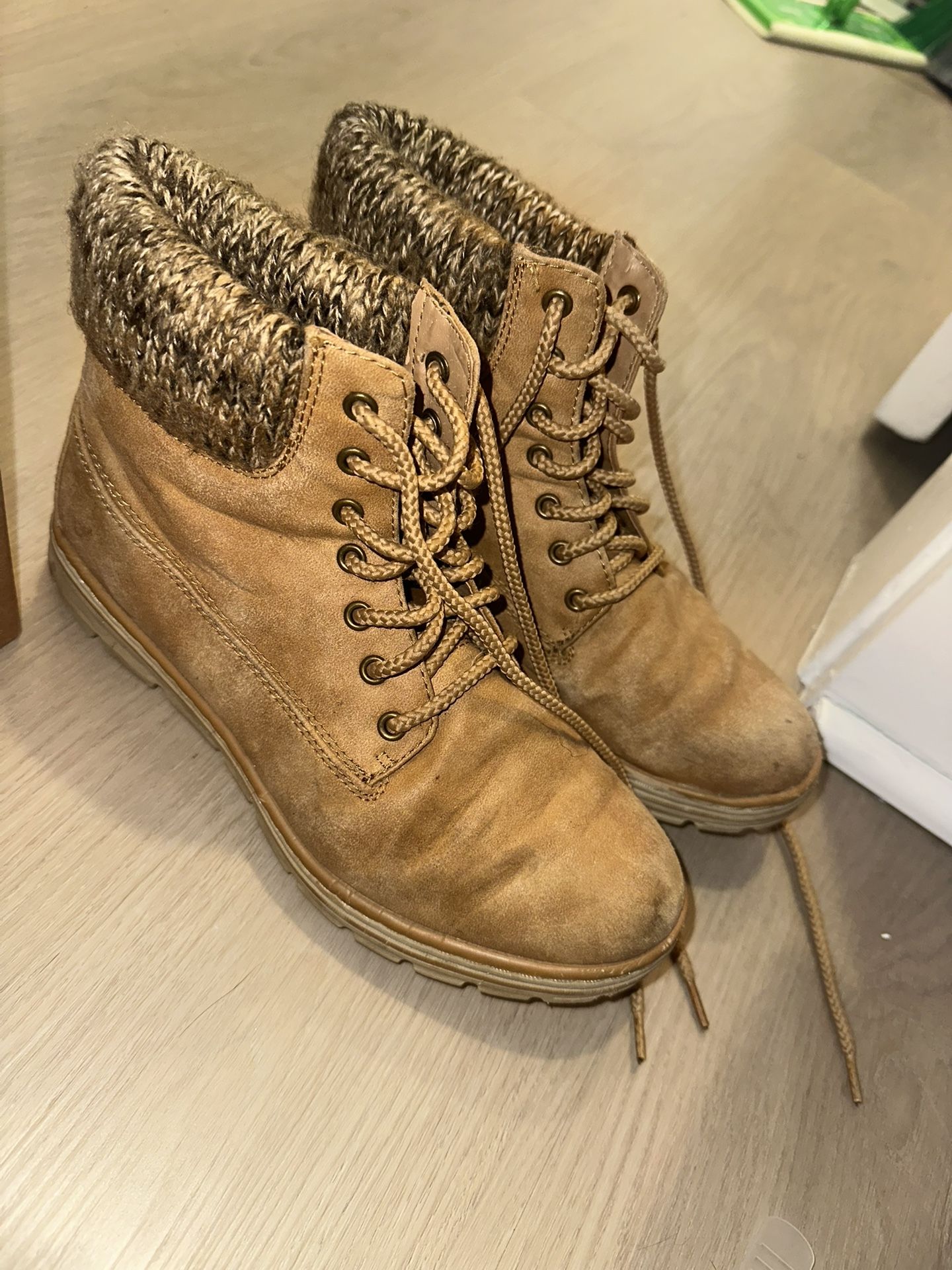 Old Cliff Boots