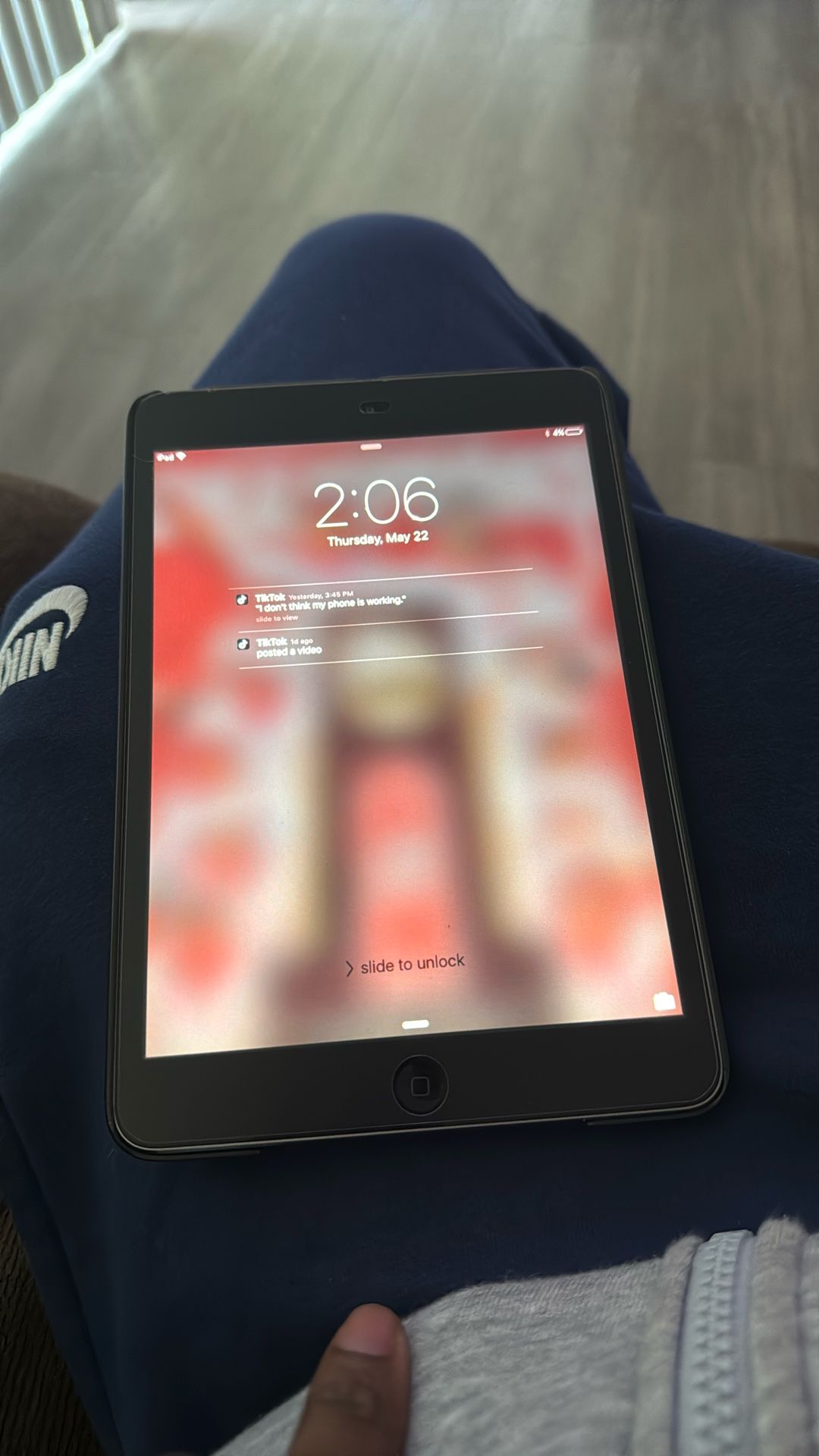 Use iPad For Sell 100 Or Best Offer Use Everything N Good Conditions Type C Charger