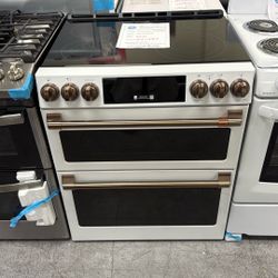 Cafe Electric Stove 30 In Wide/1 Year Factory Warranty