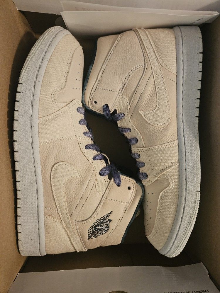 Nike Air Jordan 1 Mid SE Sand Drift Womens Size 9/mens Size 7.5