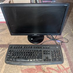 ACER MONITOR & LOGITEC KEYBOARD 