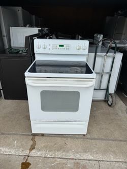 Stove Good condition everything works fine