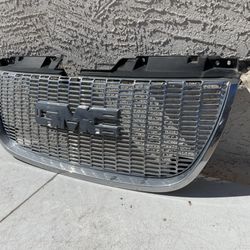 2007-2014 GMC Yukon Denali Grille Part