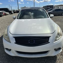 2011 Infiniti Journey