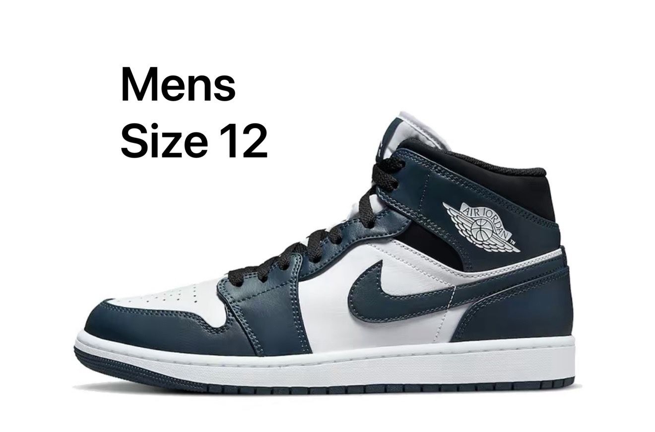 Air Jordan 1 mid Armory Navy Mens size 12