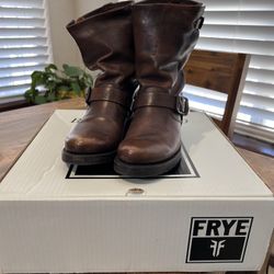 Women’s Frye Boots Size 7.5