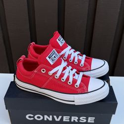 $40 Women’s Converse Brand New Size 6 & 7 