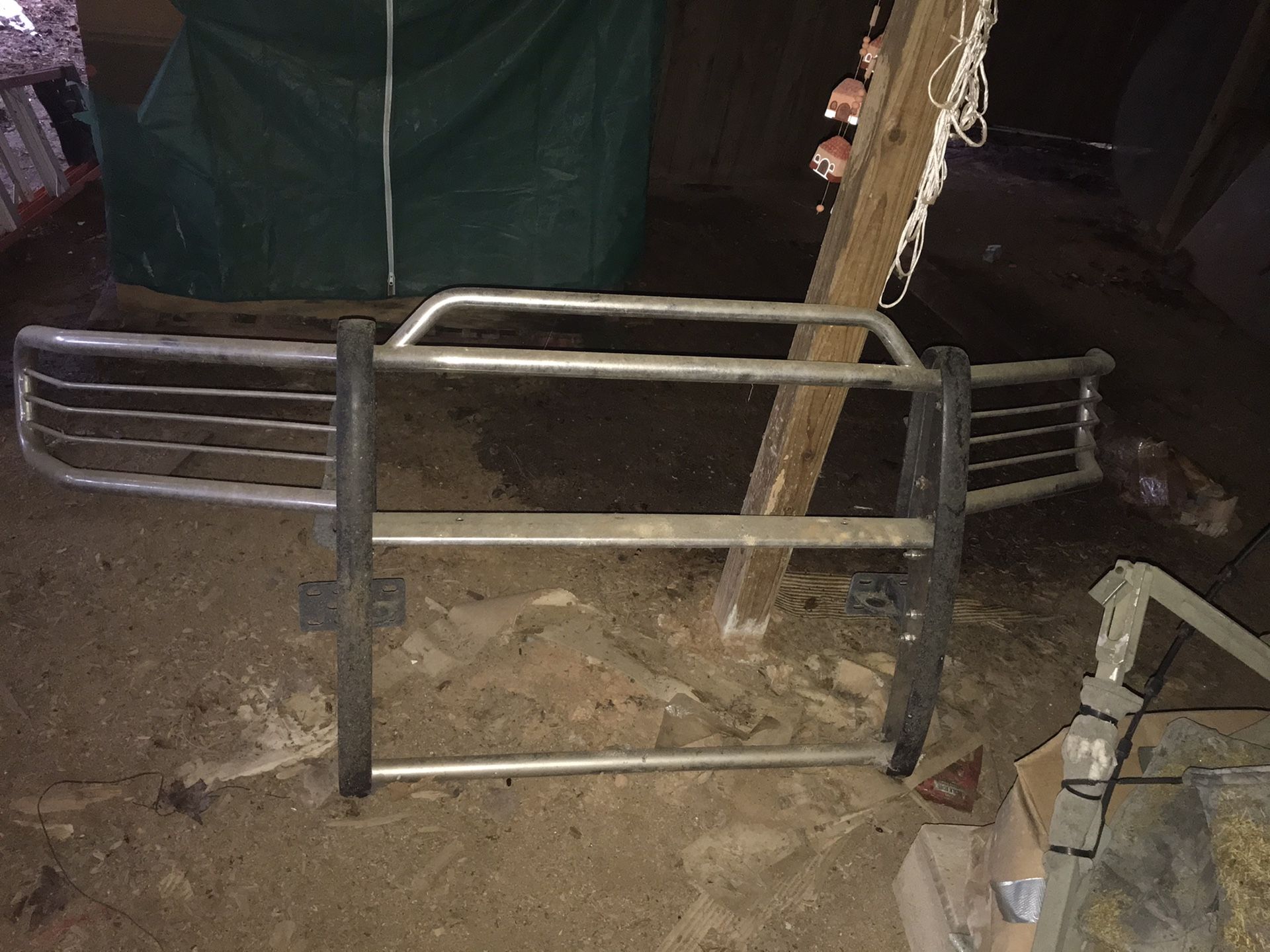 Ram Grill Never Installed Thought to Fit 01-06