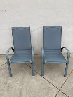 2 Patio Chairs