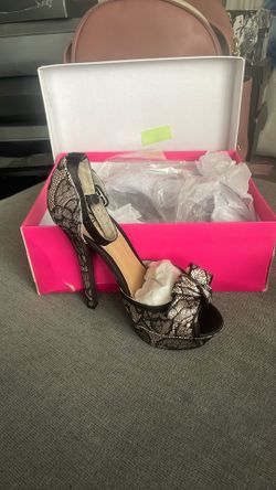 Shoe