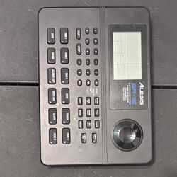 Alesis SR-16