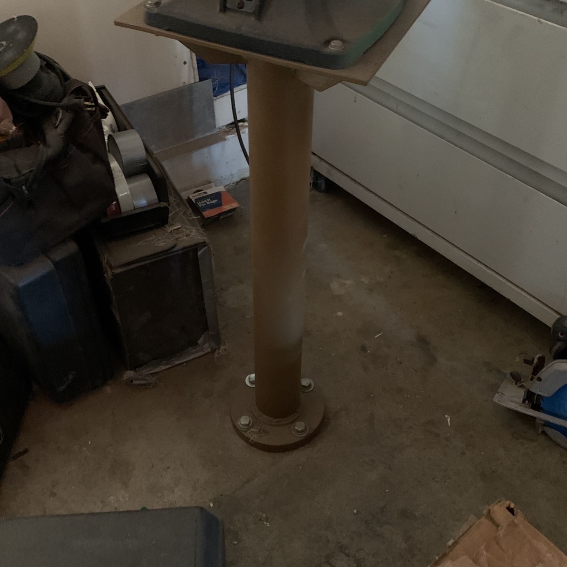 Custom Shop Tool/ Vice Pedestal, Bolt Down, HD