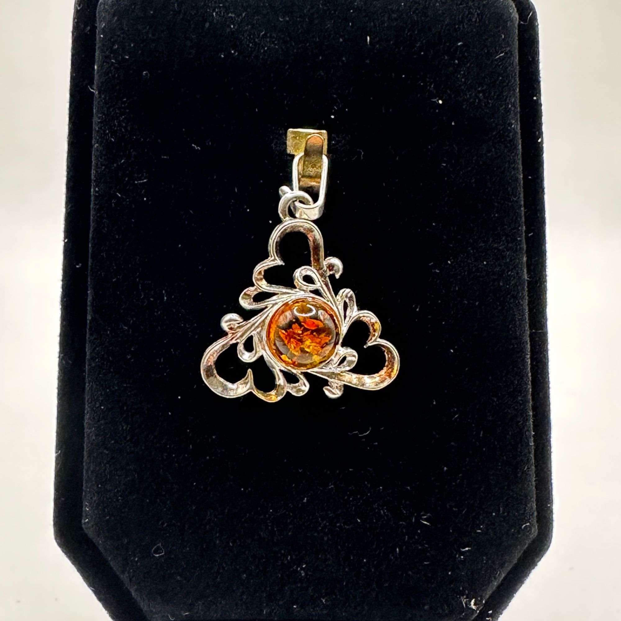Beautiful Women's Amber & Silver Heart Pendant