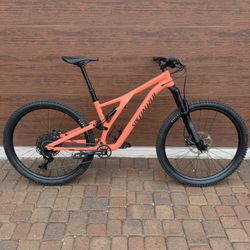 2022 Specialized Stumpjumper (large/s4)(lightly ridden)