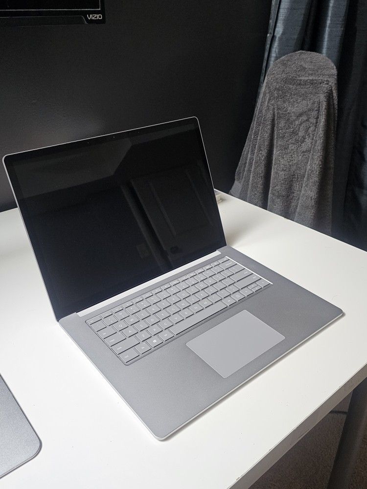 Microsoft Surface Laptop 3 i5 8 GB RAM 256 GB SSD
