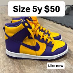 Nike Dunks Lakers Size 5y
