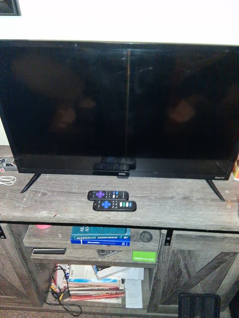 On Roku TV Comes With 2 Roku Remote S Th A t R Compatible 32 Inches