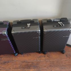 Luggage Hard Shell Carry-On 