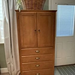 Ethan Allen Maple Bedroom Set