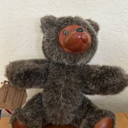 Vintage Collectible Hard To Find Raikes Bear 9” Wooden Head & Feet; Head, Arms, Legs Articulated