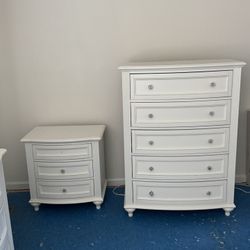 White Twin Size Bedroom Set