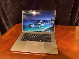 2021 MacBook Pro 16"  M1 Max 32GB 2TB  - Space Grey -Good