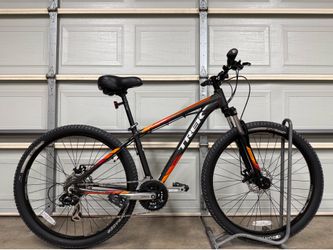 Trek Marlin 5 Mountain Bike