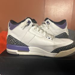 Jordan 3’s purple Size 7Y