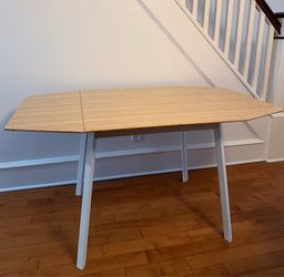 Extendable Dining Table