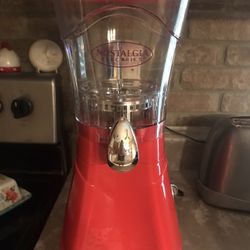 Nostalgia Red Slushie Margarita maker 