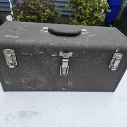 kennedy  20inch very heavy metal tool box