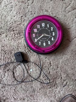 Neon clock